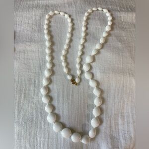 White Hand Knotted Lucite Beads‎ Vintage Necklace